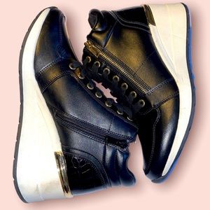 ALDO HIGH SNEAKERS black/white size 8.5 new